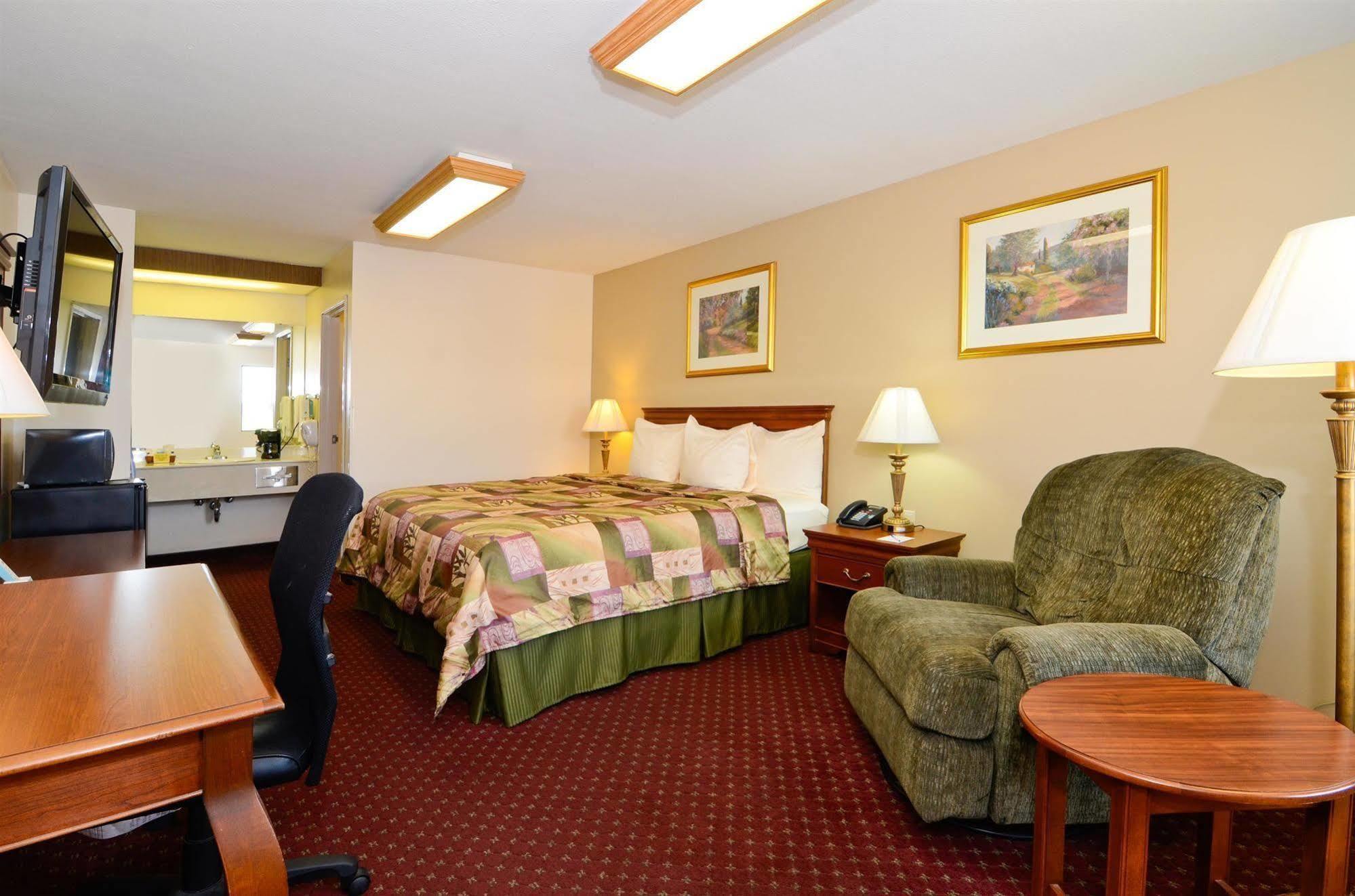Super 8 By Wyndham Mcgehee McGehee Quarto foto